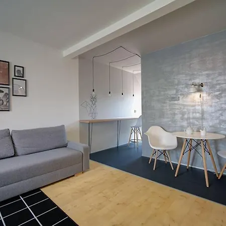 Silver Fox Apartman 아파트