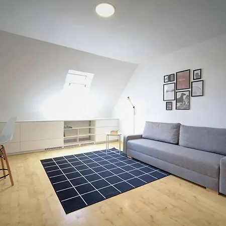 Silver Fox Apartman מיקולוב